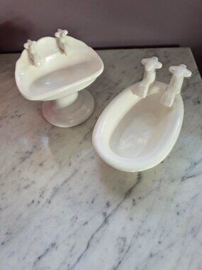 Novelty Bathroom Soap Dish Set Sink & Bathtub White Plastic Vintage Style Decor
